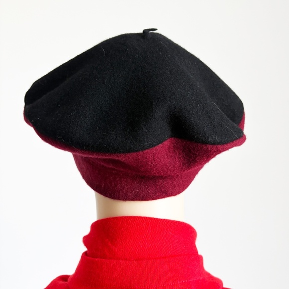 Vintage Norma Kamali for Stetson Wool Beret – Black & Burgundy Two-Tone (1980s) - Picture 7 of 14